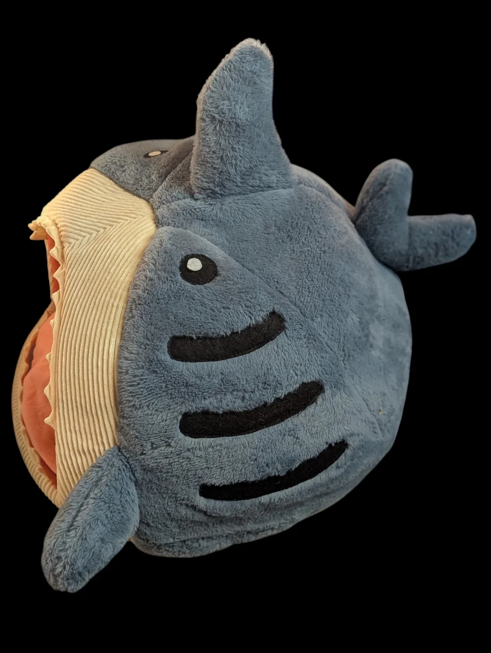 Plush Shark-Shaped Dog/Pet Bed